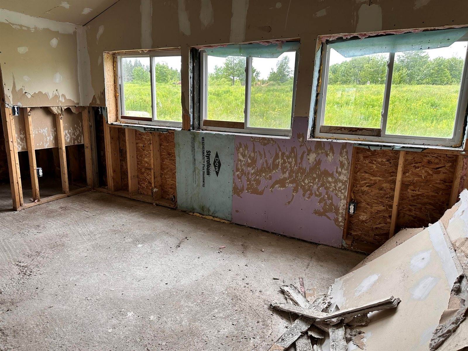 754 US Route 1, Weston, ME 04424