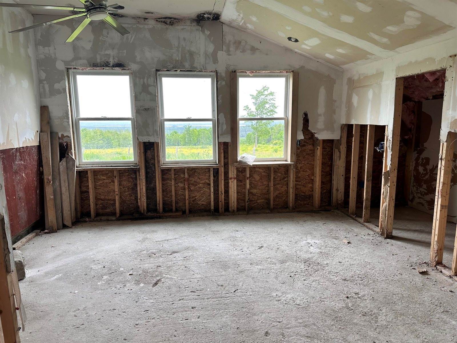 754 US Route 1, Weston, ME 04424