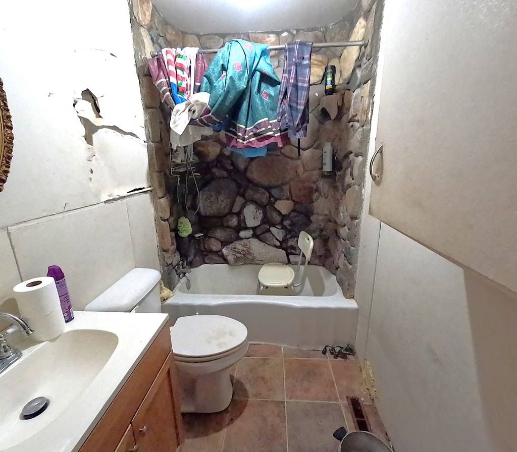 207 Blyth Road, Greenwood, SC 29646