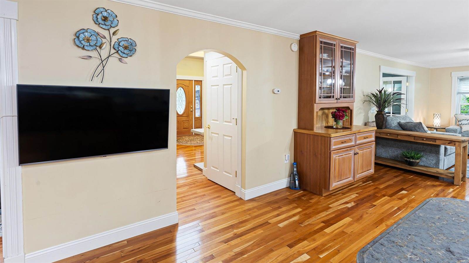 36 Liberty Avenue, Hampden, ME 04444