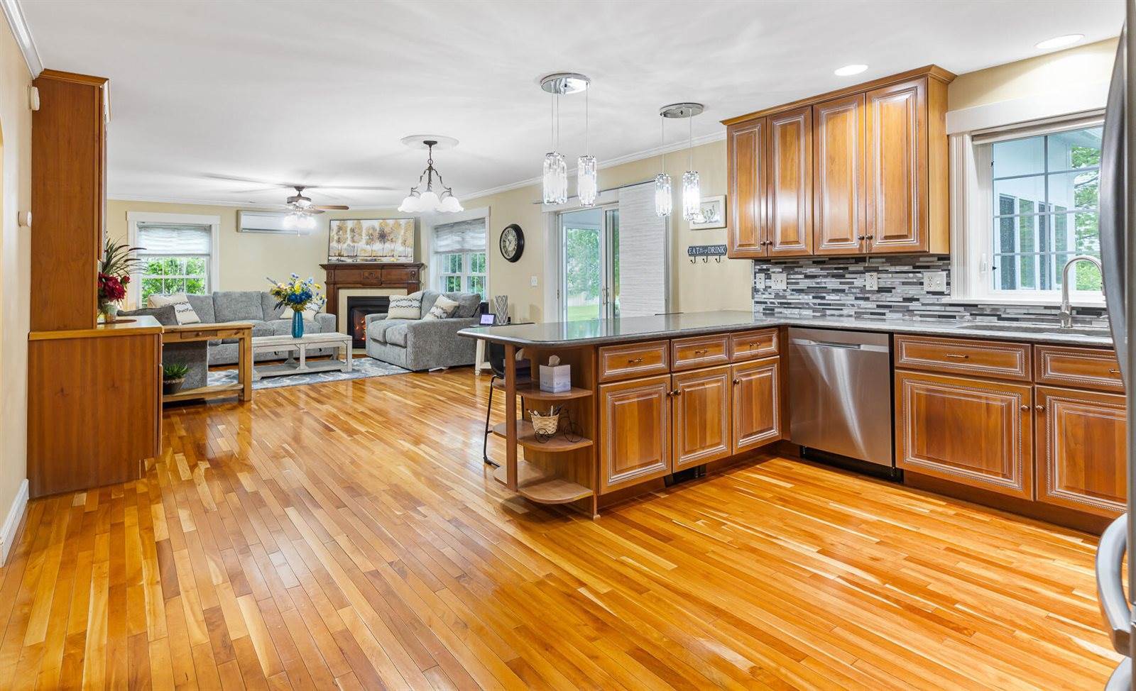 36 Liberty Avenue, Hampden, ME 04444