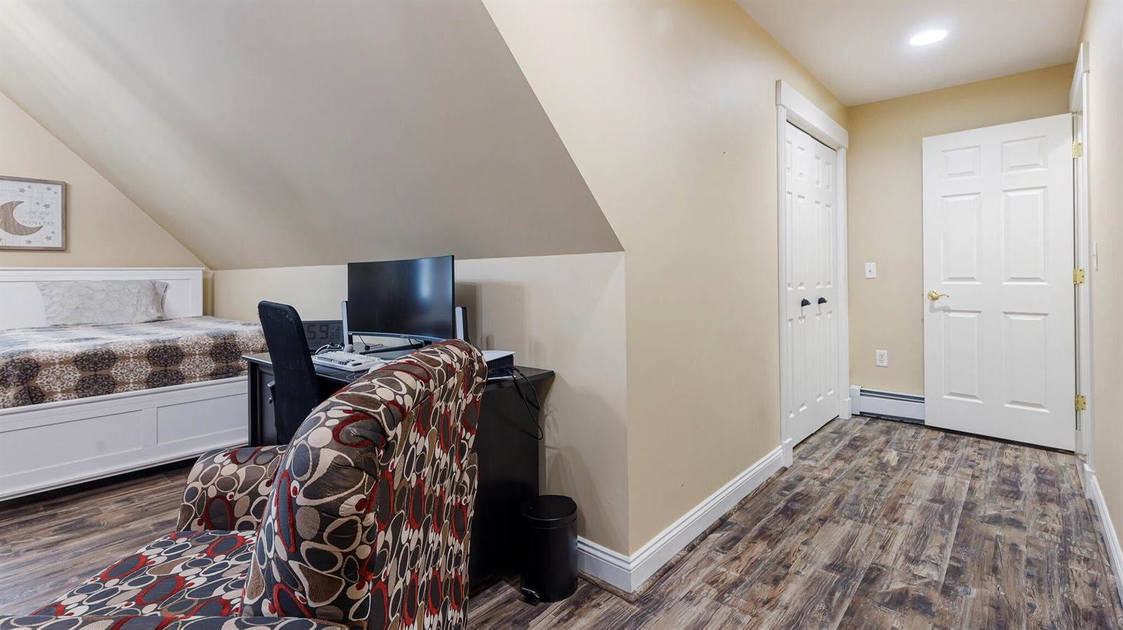 36 Liberty Avenue, Hampden, ME 04444