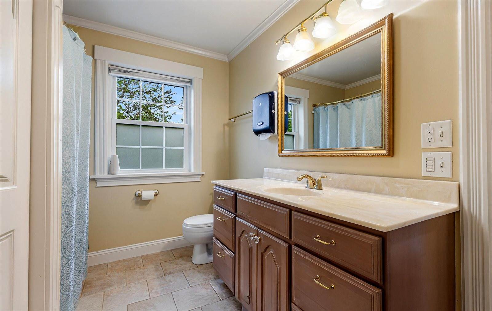 36 Liberty Avenue, Hampden, ME 04444