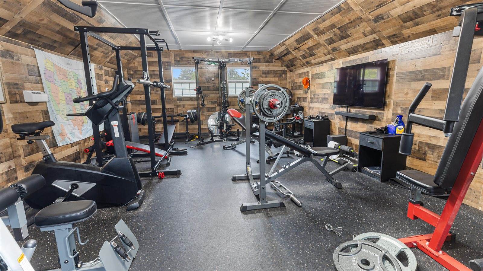 36 Liberty Avenue, Hampden, ME 04444