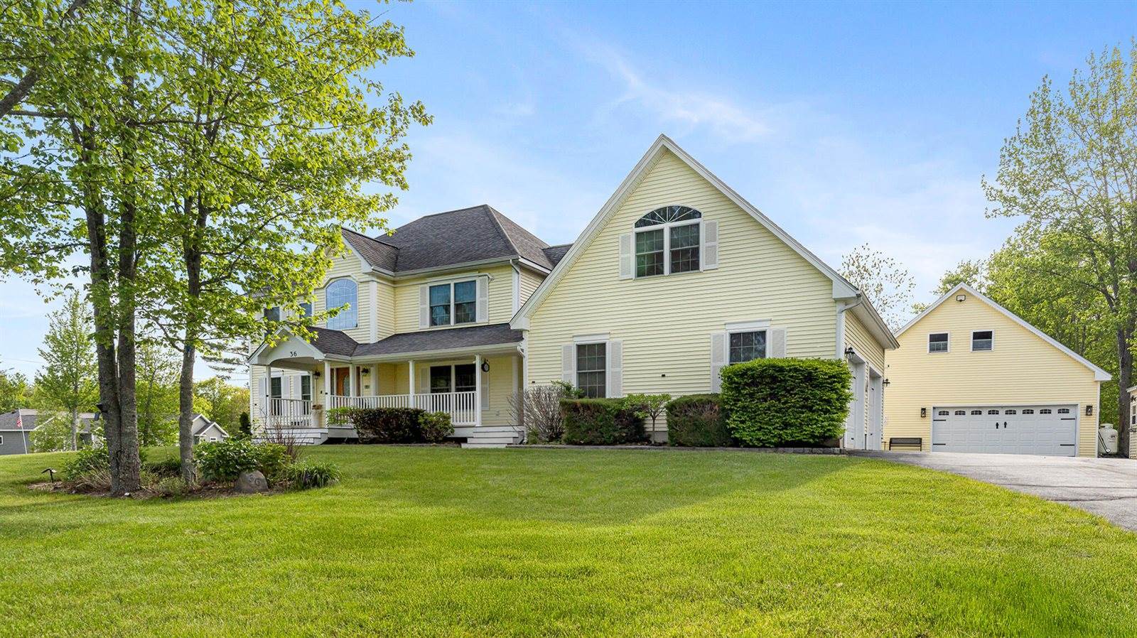 36 Liberty Avenue, Hampden, ME 04444