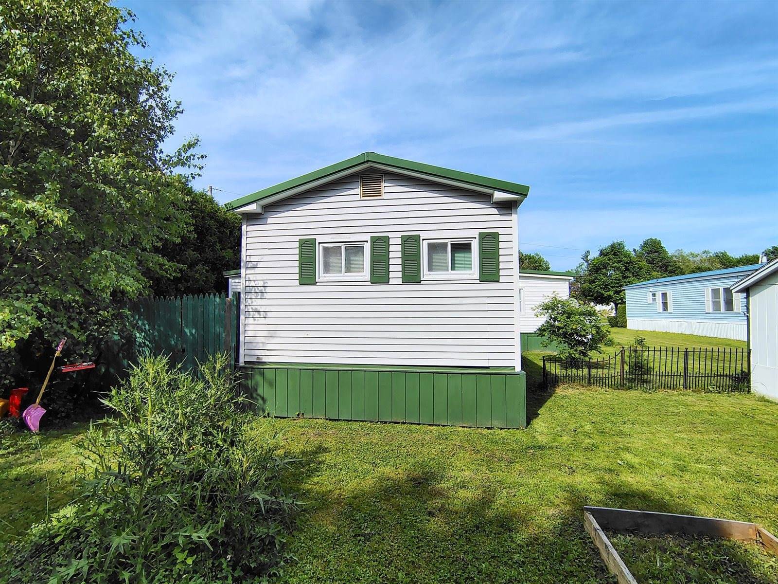 15 E Street, Bangor, ME 04401