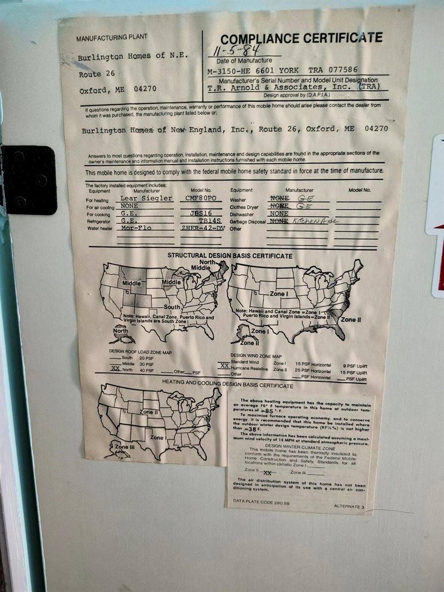 15 E Street, Bangor, ME 04401