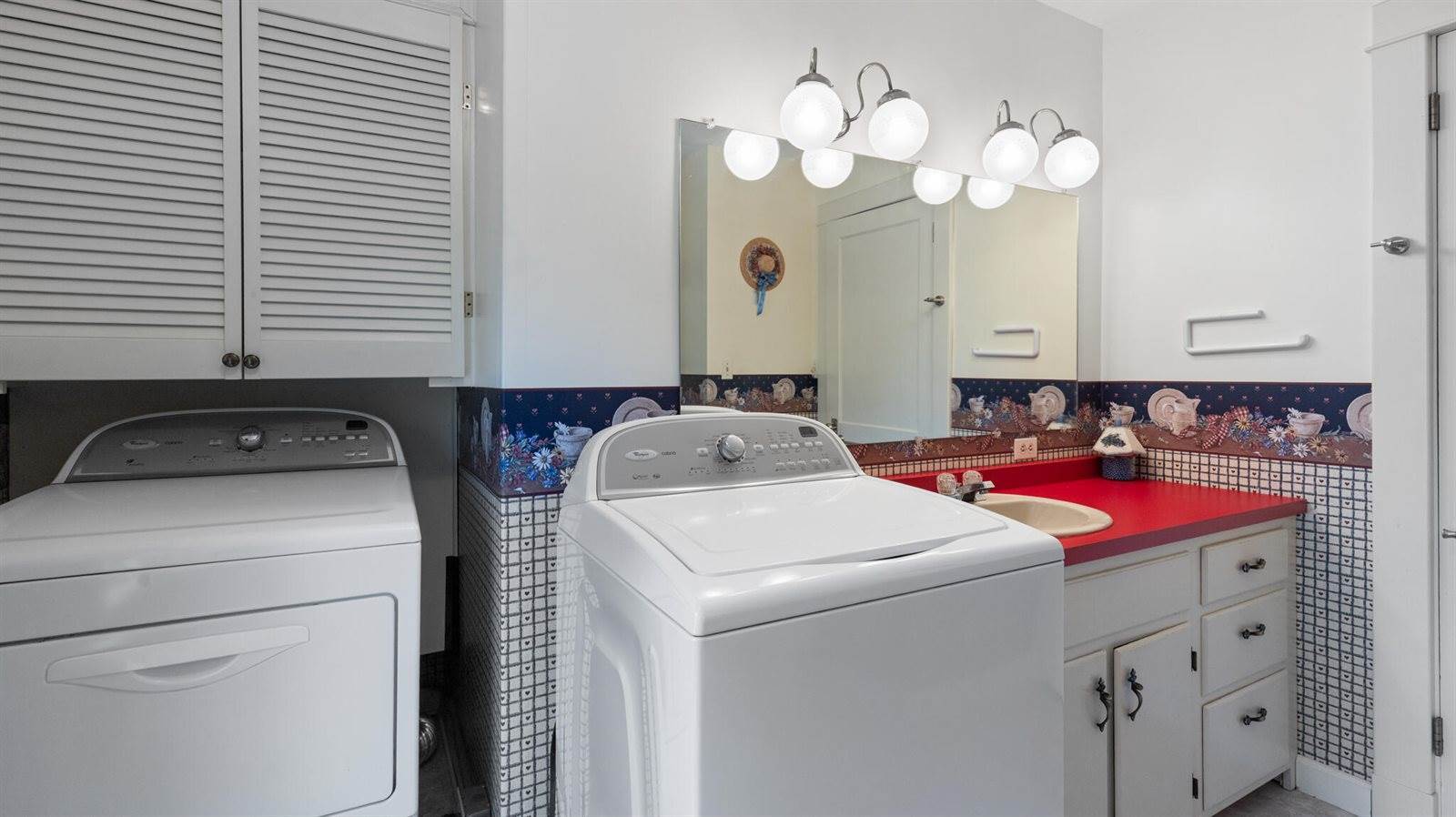 5 Alton Street, Milo, ME 04463