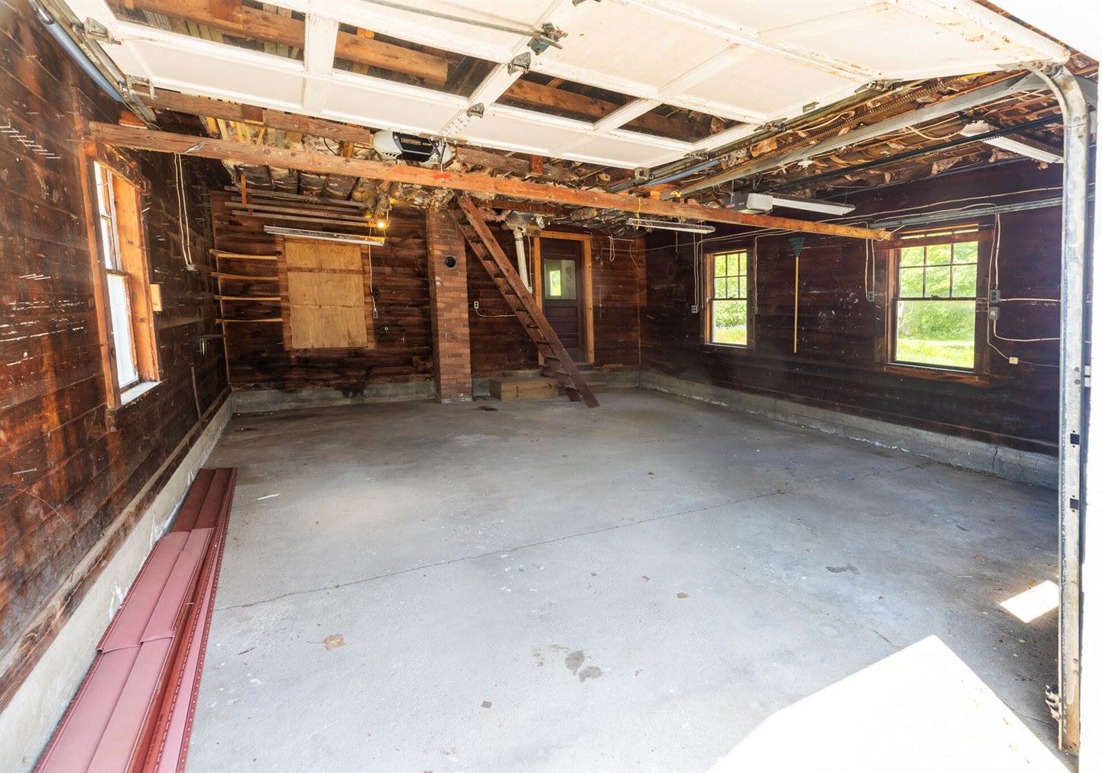 5 Alton Street, Milo, ME 04463