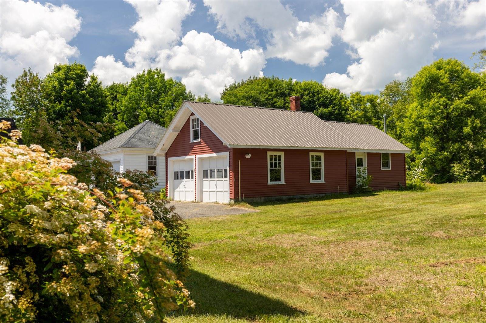 5 Alton Street, Milo, ME 04463