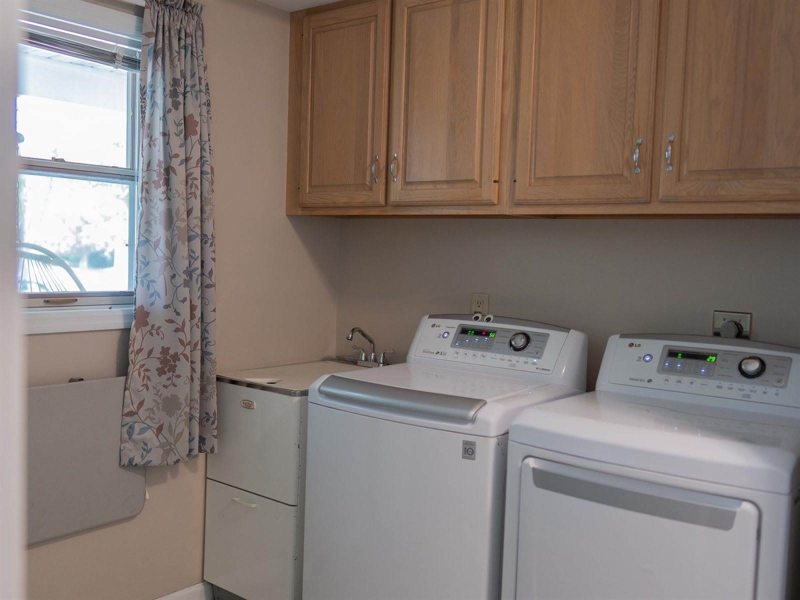 900 W 4th Street, Marshfield, WI 54449