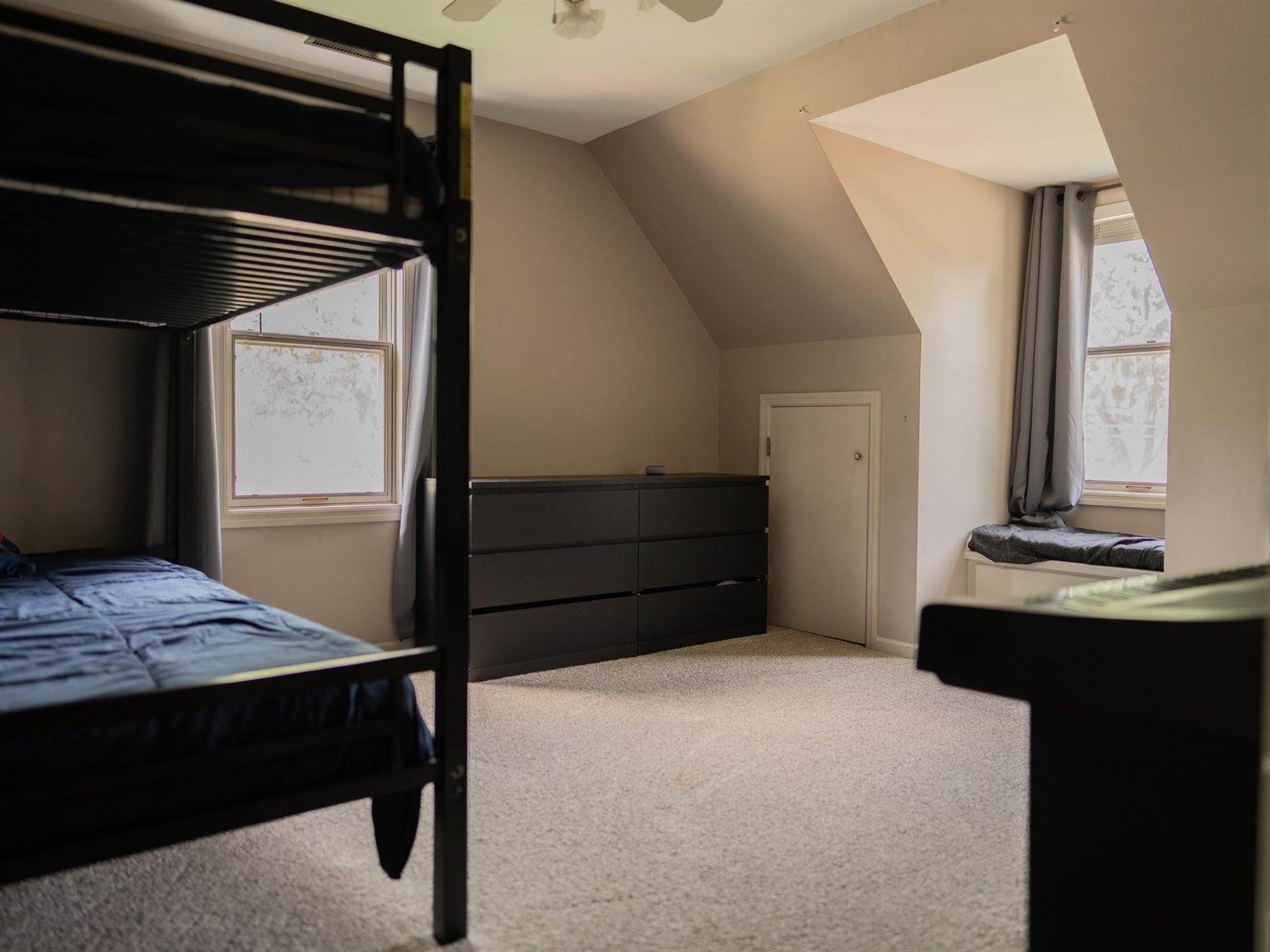 900 W 4th Street, Marshfield, WI 54449