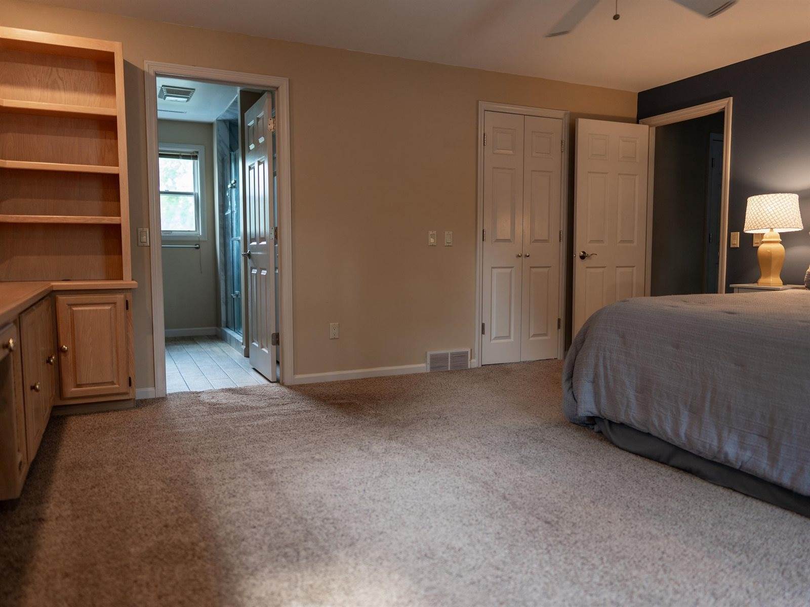 900 W 4th Street, Marshfield, WI 54449