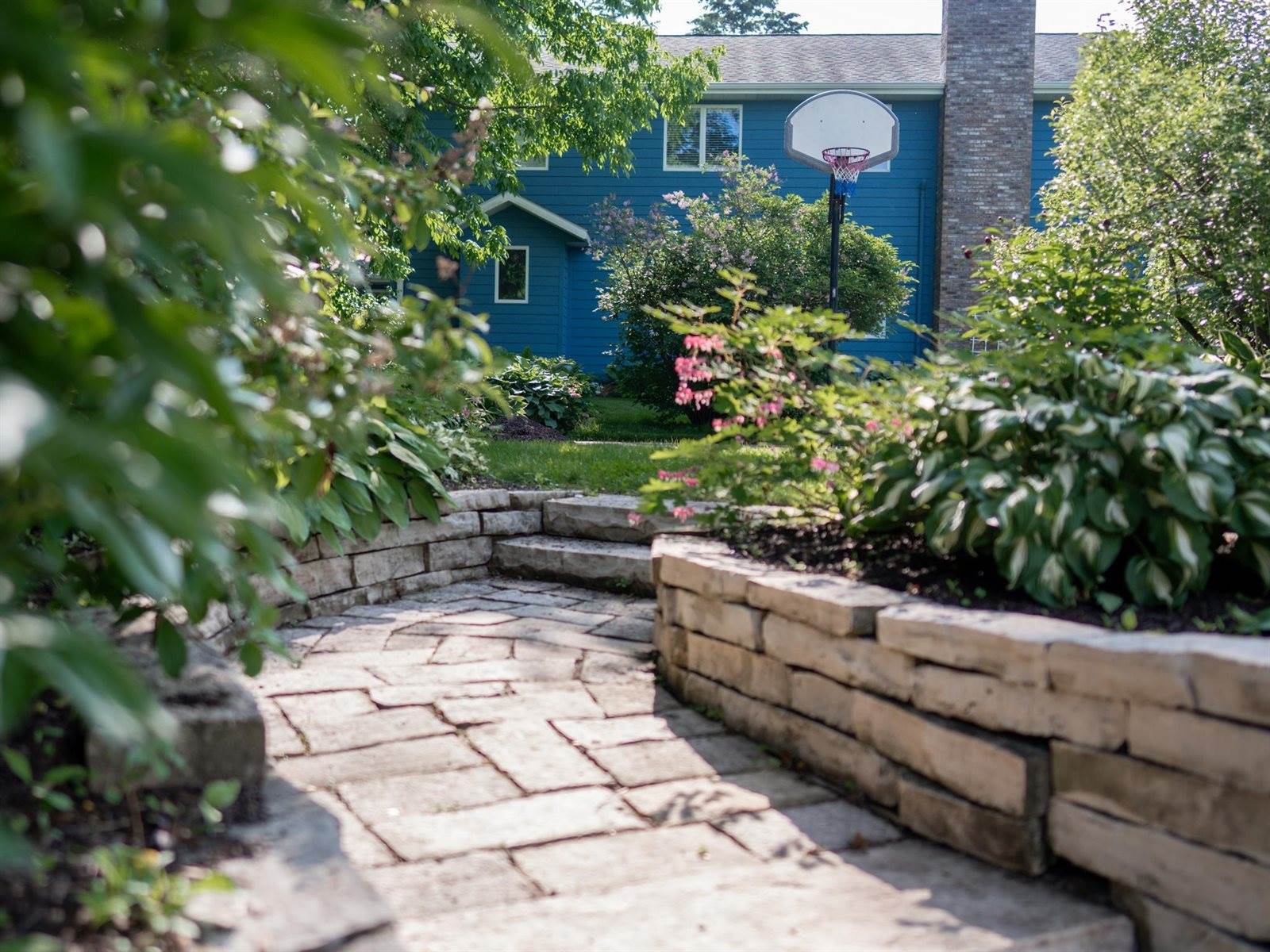 900 W 4th Street, Marshfield, WI 54449