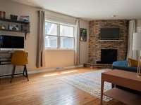 900 W 4th Street, Marshfield, WI 54449