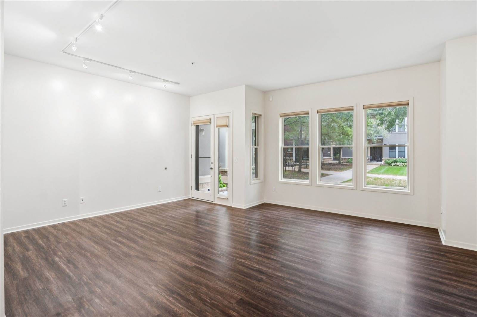 118 Water Street, #125, Des Moines, IA 50309