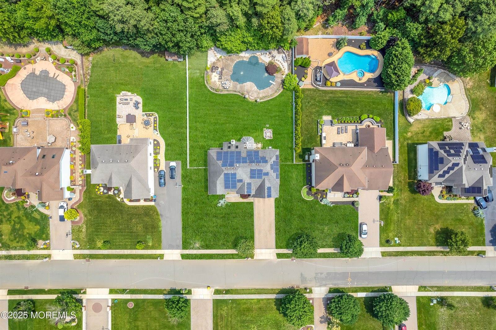 47 Lori Street, Monroe, NJ 08831