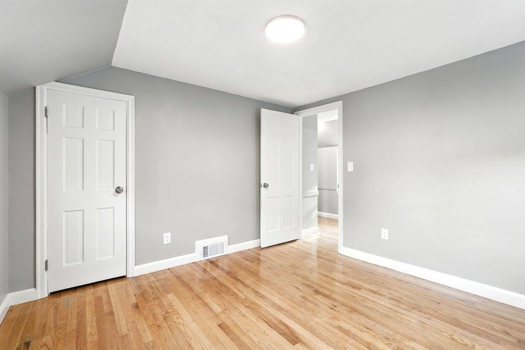 132 Nelson St, West Springfield, MA 01089