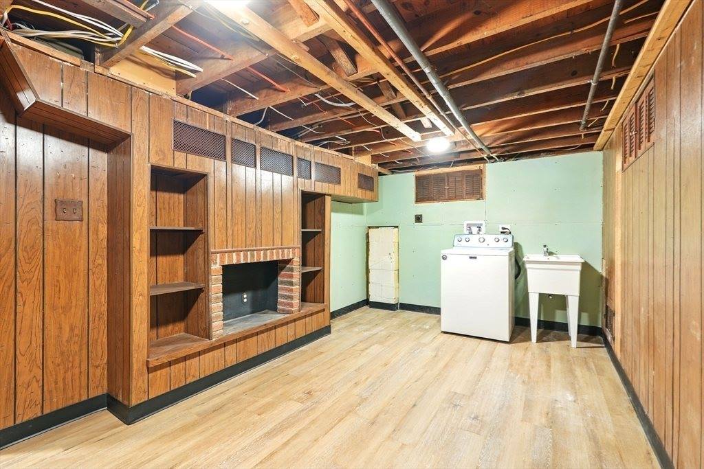 132 Nelson St, West Springfield, MA 01089