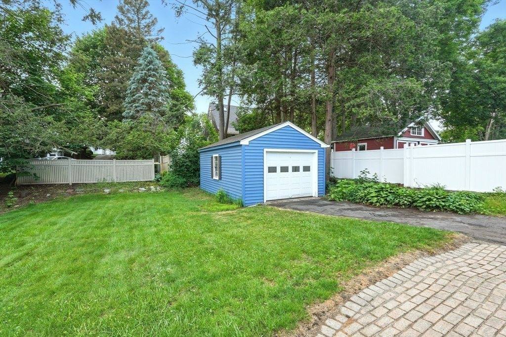 132 Nelson St, West Springfield, MA 01089