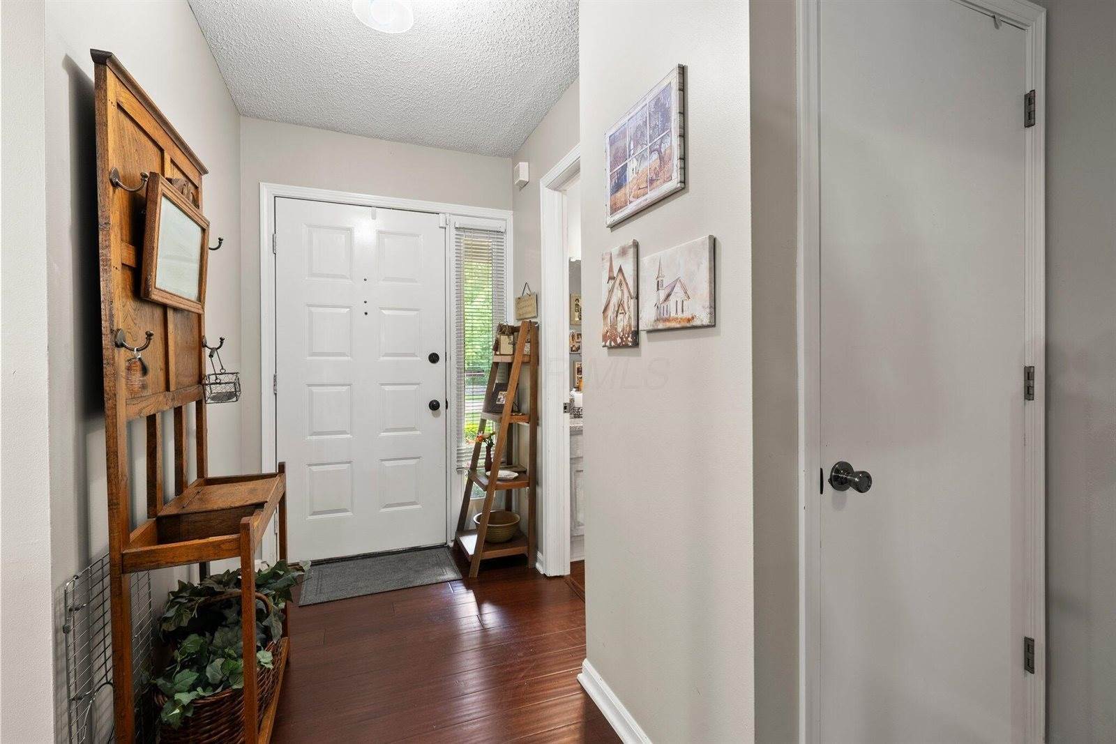 3903 Inverness Circle, Dublin, OH 43016