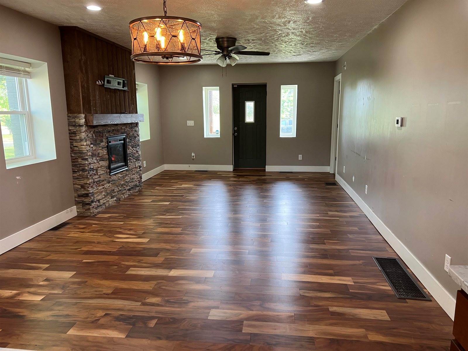 1302 Barnes Street, Albion, MI 49224