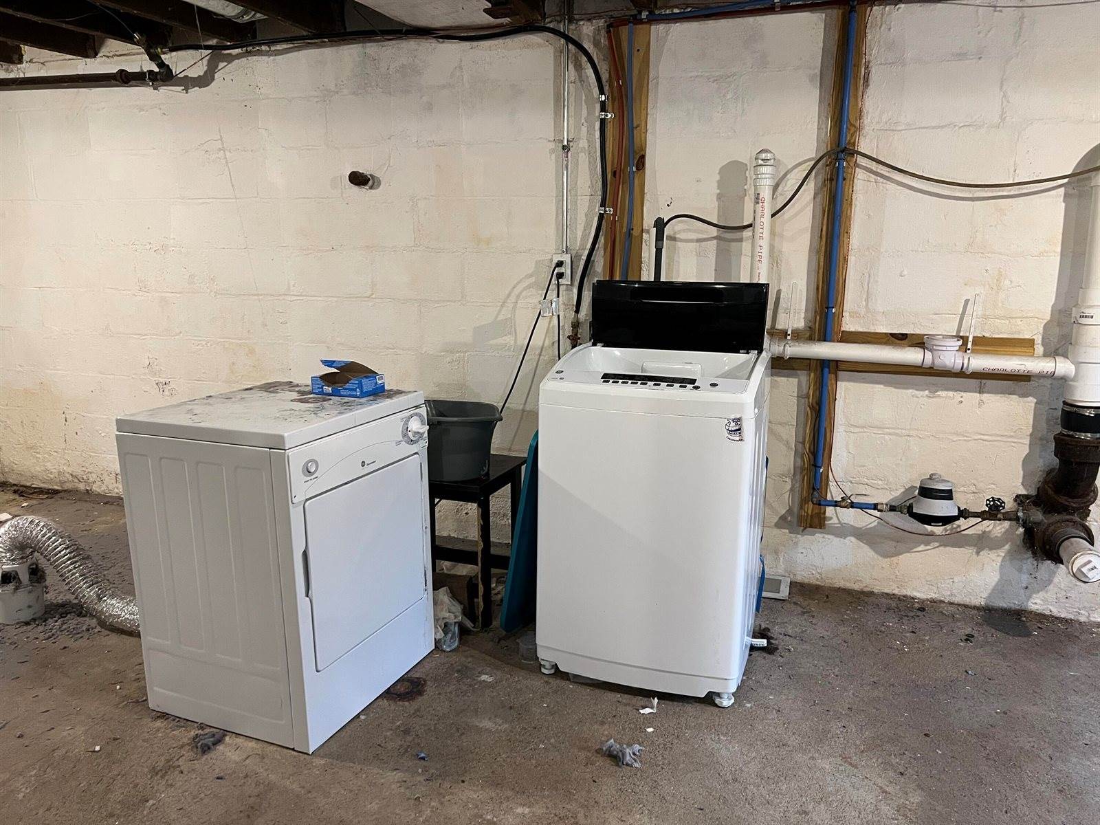 1302 Barnes Street, Albion, MI 49224