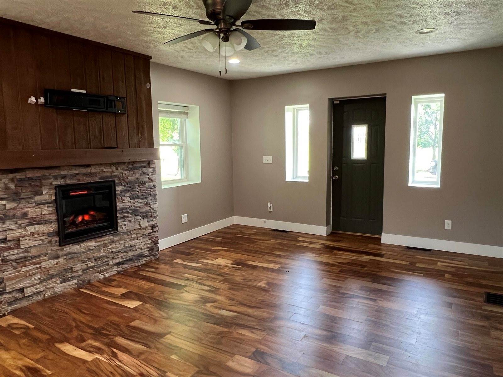 1302 Barnes Street, Albion, MI 49224