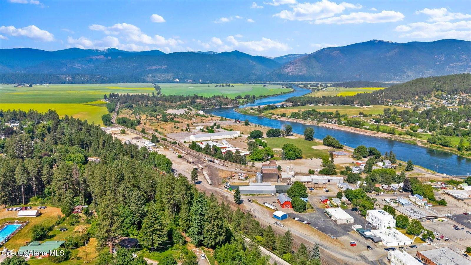 7083 Helena Street, Bonners Ferry, ID 83805