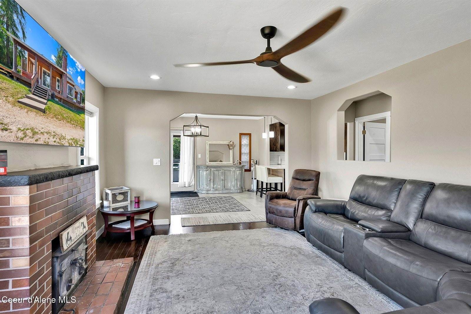 7083 Helena Street, Bonners Ferry, ID 83805