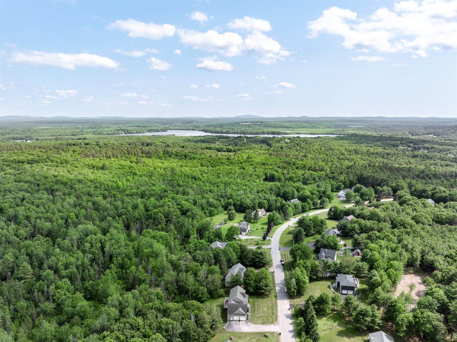 20 Hermon Heights, Hermon, ME 04401