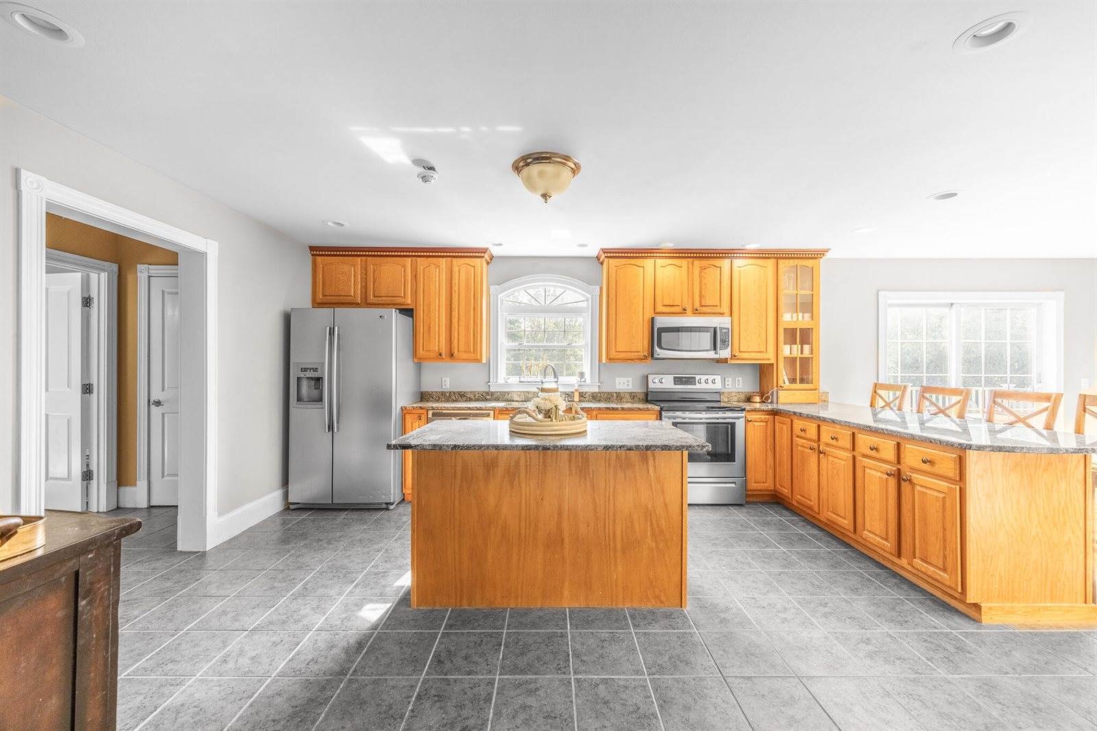 20 Hermon Heights, Hermon, ME 04401