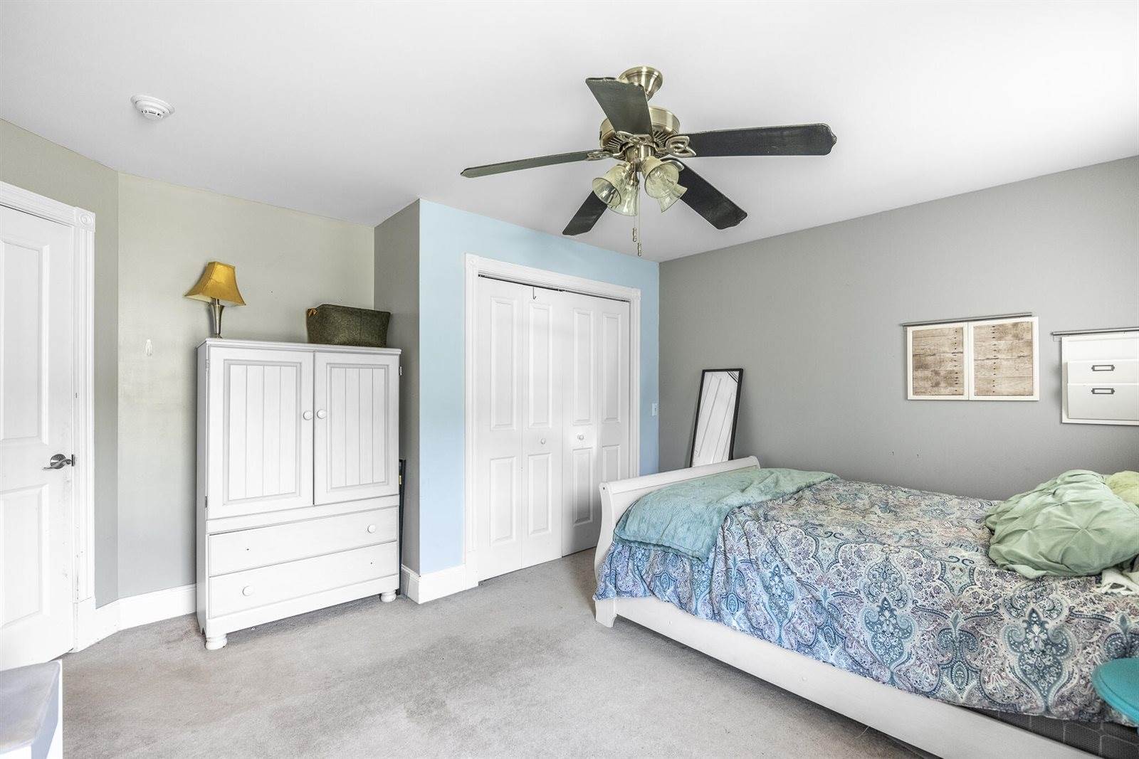 20 Hermon Heights, Hermon, ME 04401