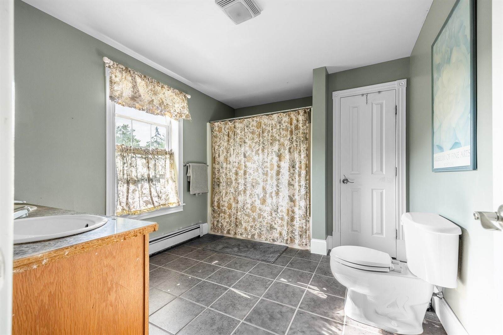 20 Hermon Heights, Hermon, ME 04401