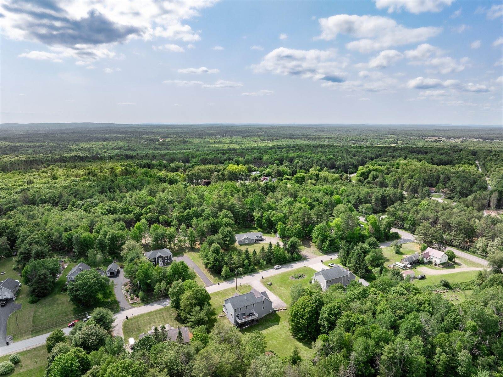 20 Hermon Heights, Hermon, ME 04401