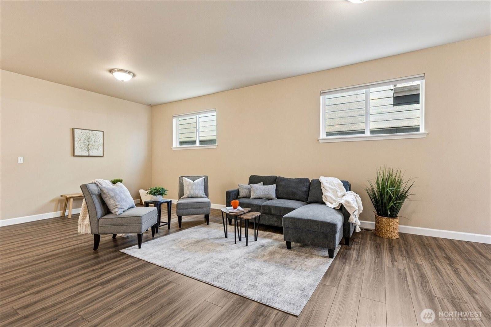 4444 Edgewater Boulevard NE, Lacey, WA 98516