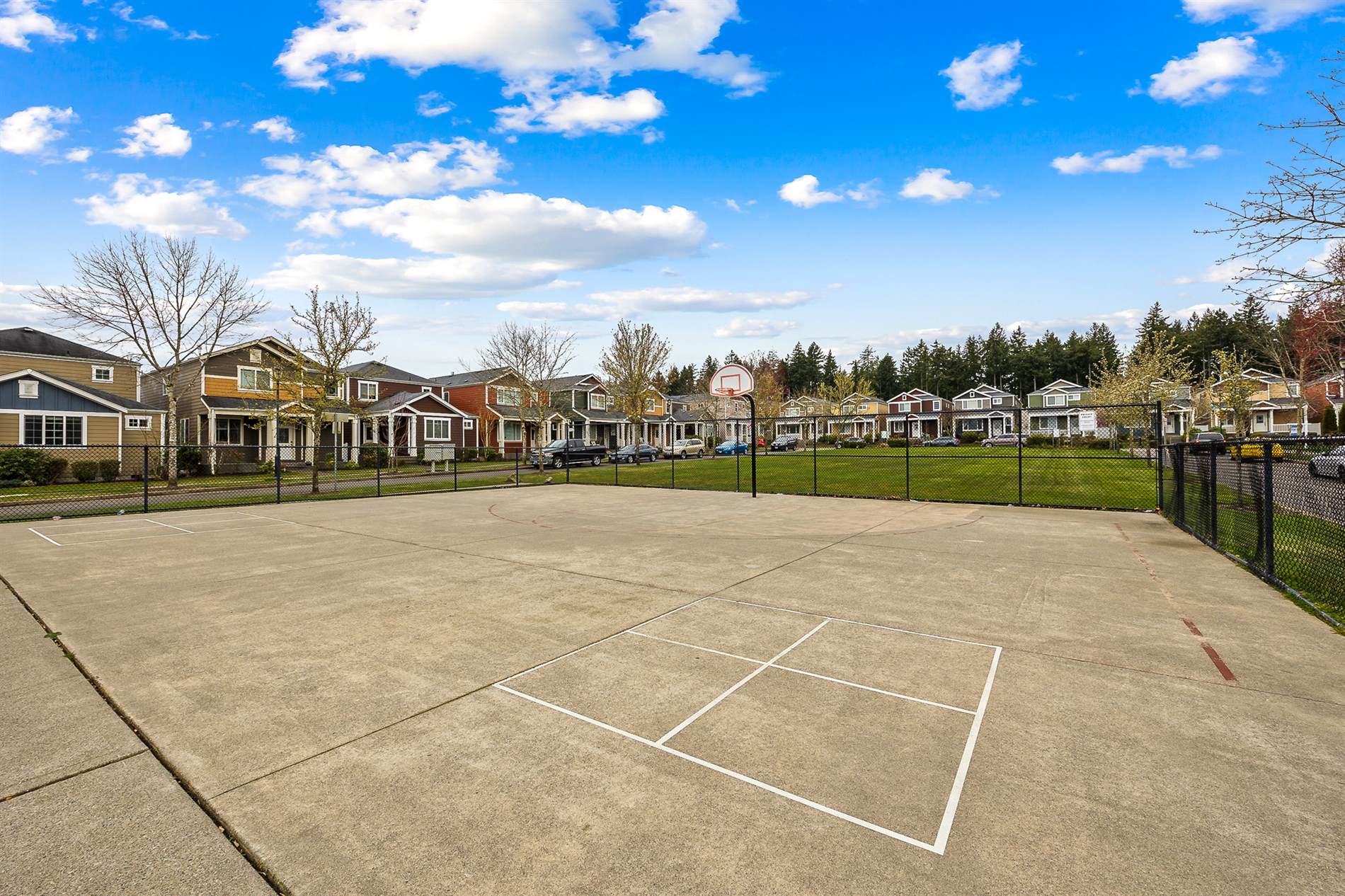 4444 Edgewater Boulevard NE, Lacey, WA 98516