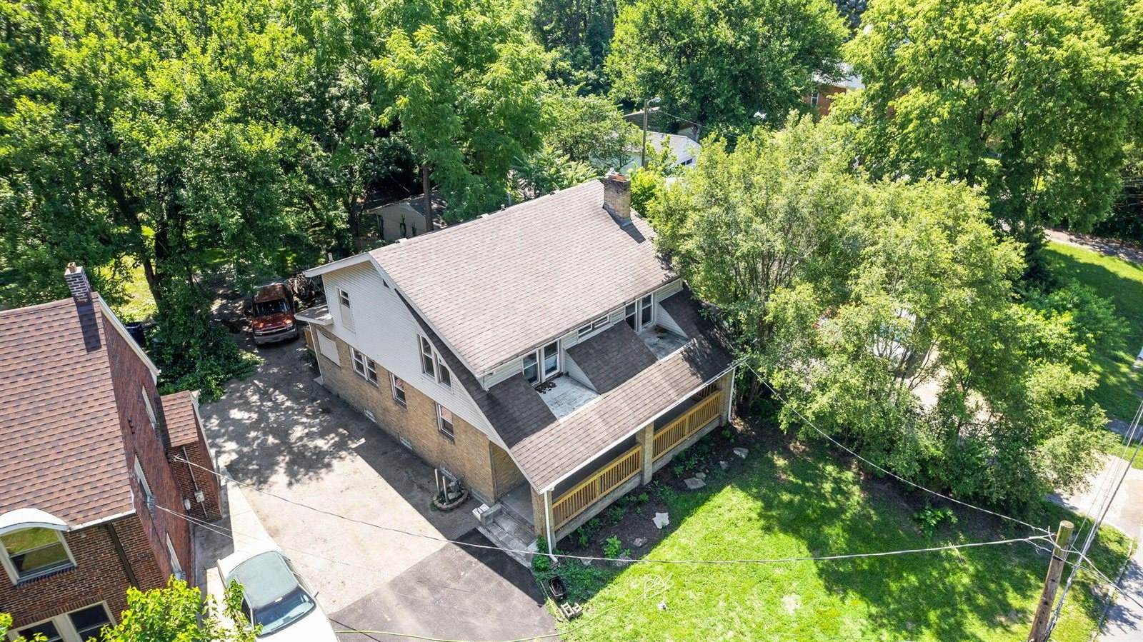 984 North Nelson Road, Columbus, OH 43219