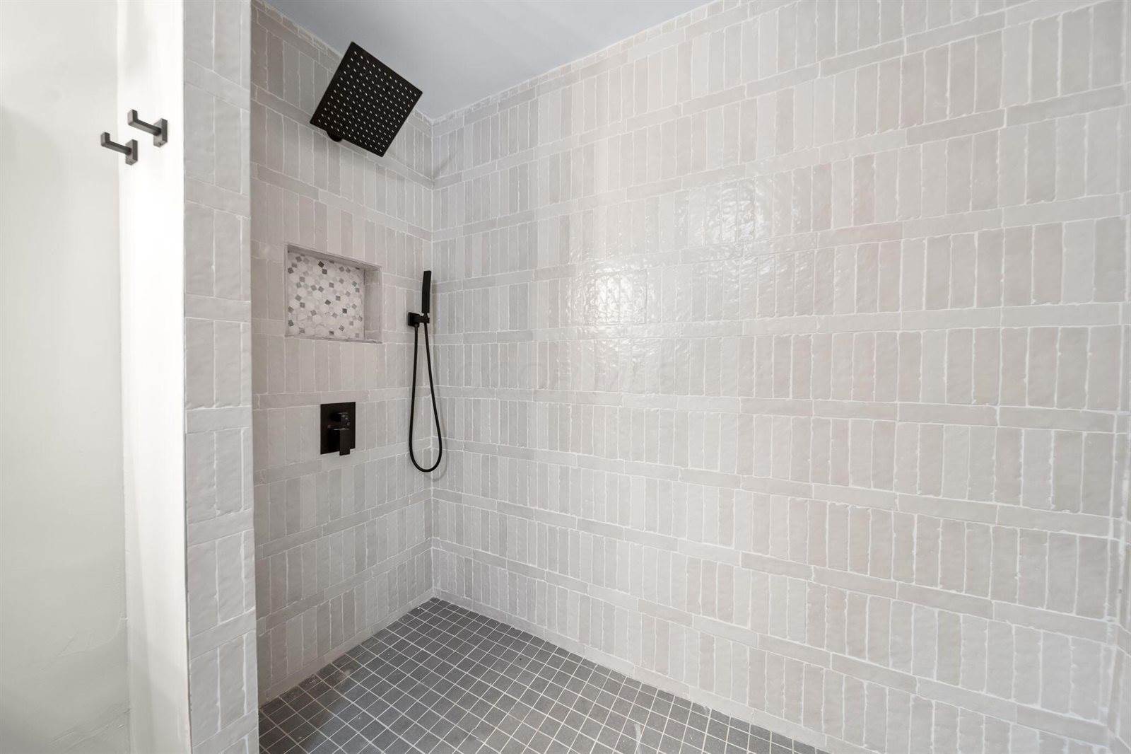 984 North Nelson Road, Columbus, OH 43219