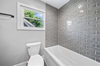 984 North Nelson Road, Columbus, OH 43219