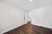 984 North Nelson Road, Columbus, OH 43219