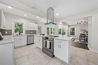 984 North Nelson Road, Columbus, OH 43219