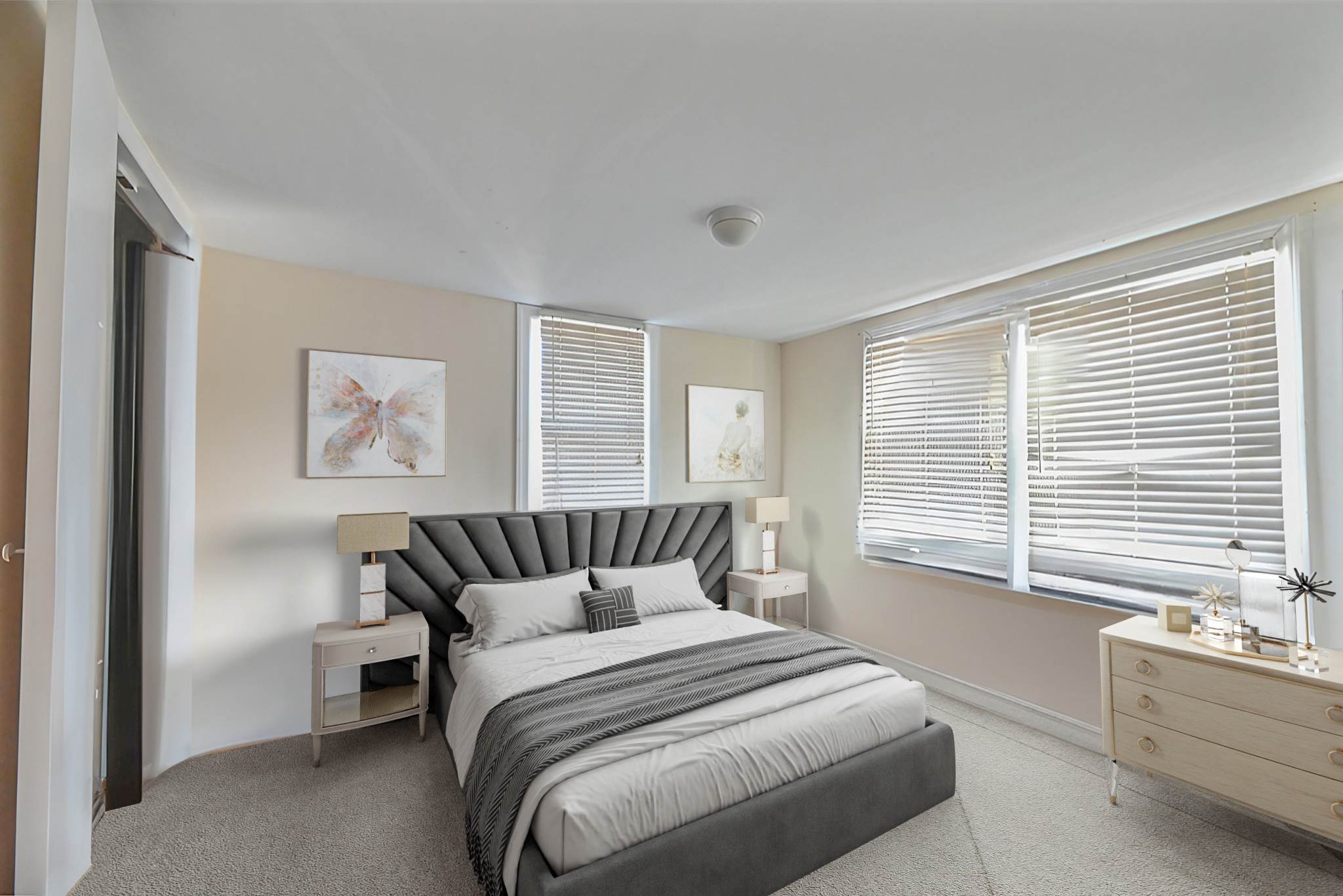 2984 Dorlon, Hempstead, NY 11510