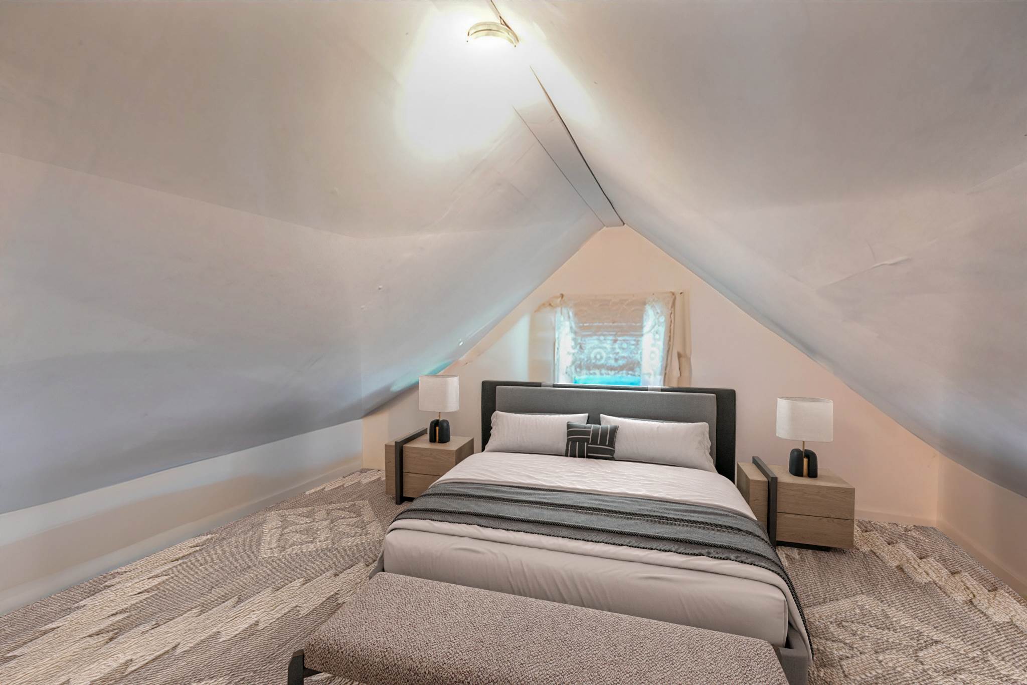 2984 Dorlon, Hempstead, NY 11510