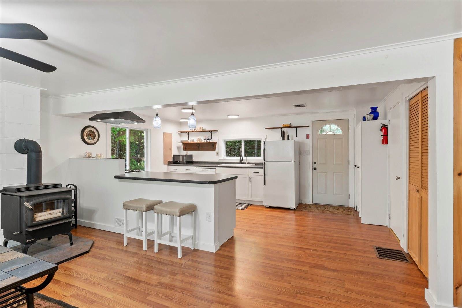 17 Eagle Lane, Dover-Foxcroft, ME 04426