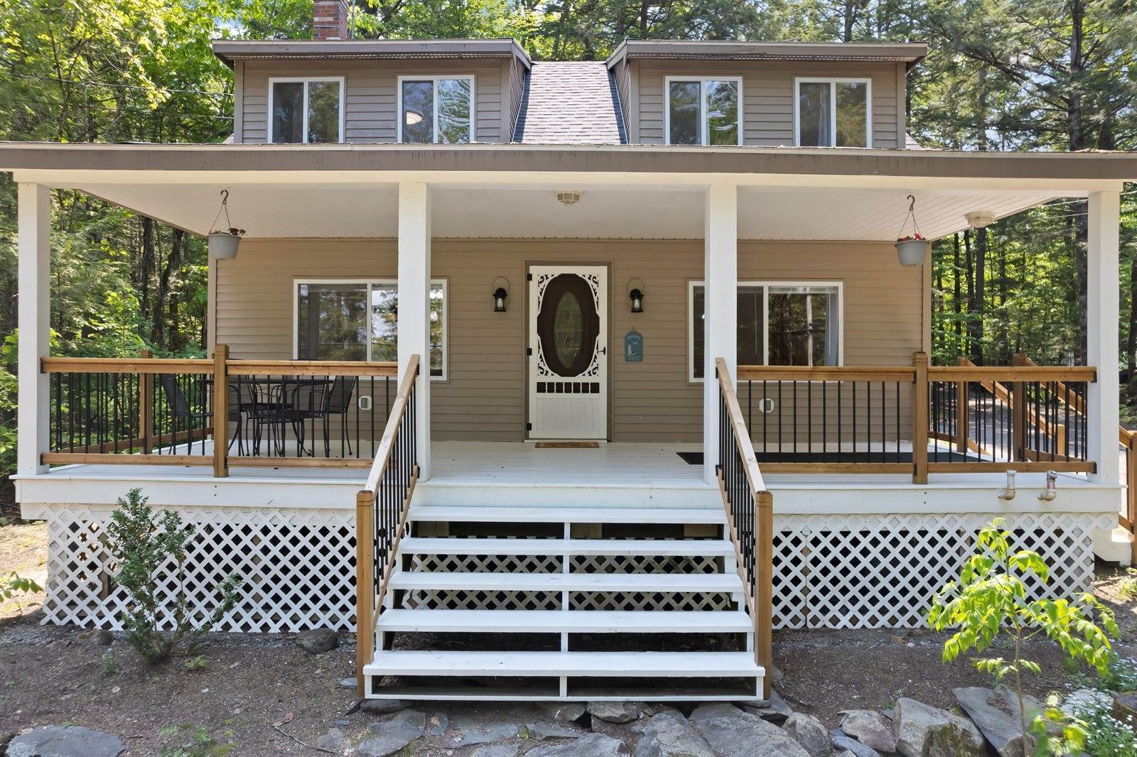 17 Eagle Lane, Dover-Foxcroft, ME 04426