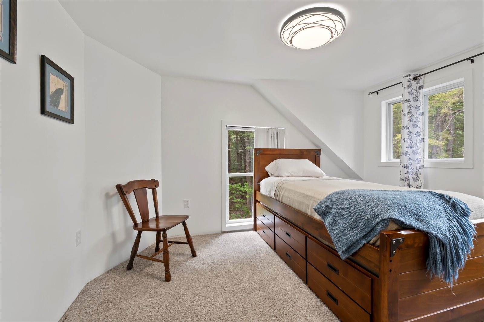 17 Eagle Lane, Dover-Foxcroft, ME 04426