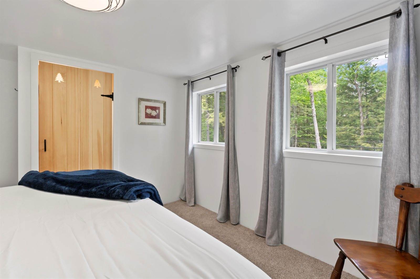 17 Eagle Lane, Dover-Foxcroft, ME 04426