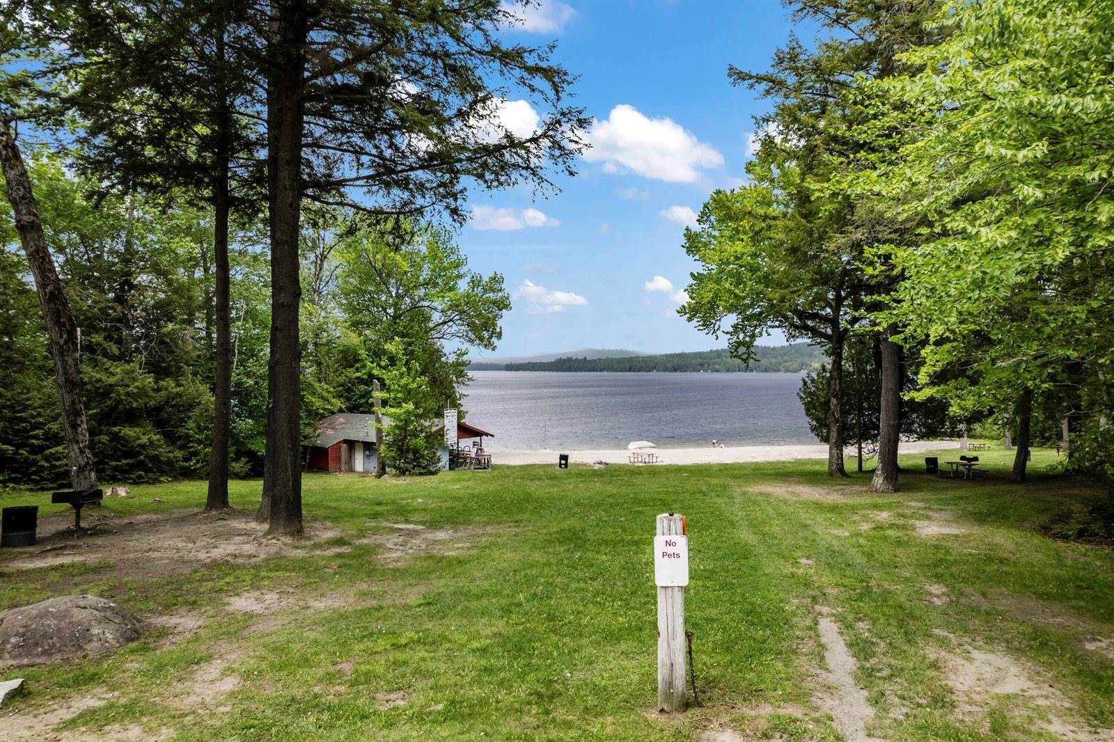 17 Eagle Lane, Dover-Foxcroft, ME 04426