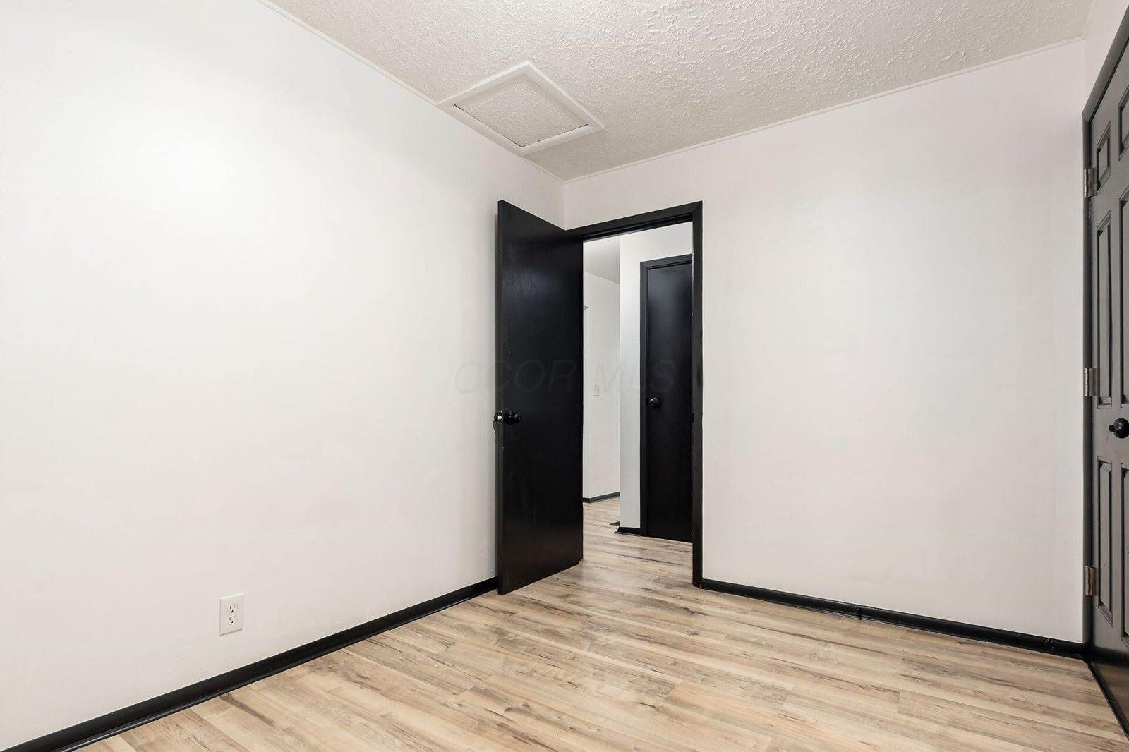 5258 Edgeview Road, Columbus, OH 43207